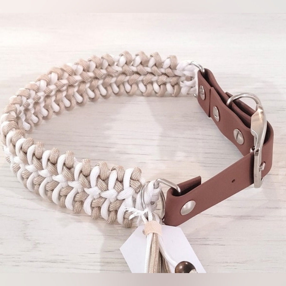 1" Paracord Dog Collar with Adjustable Adapter - Champagne and White